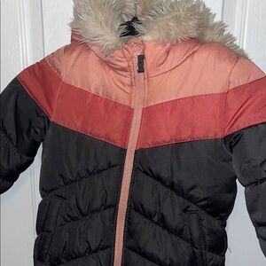 OshKosh B'gosh Girls S 4 Pink & Gray Puffer Jacket with Faux Fur Hood